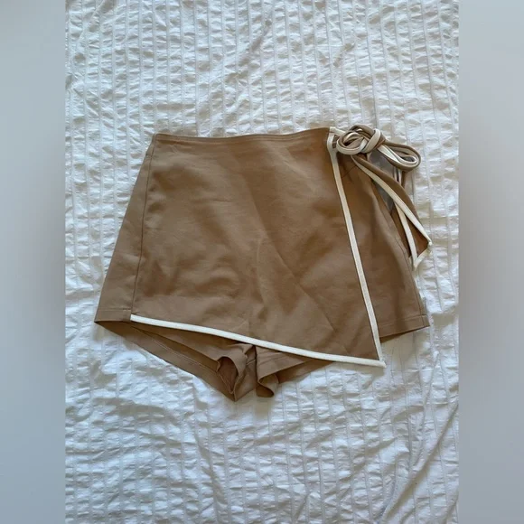 Superdown Samara skort - Picture 6 of 13